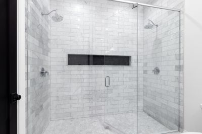 Elegant Spa-Style Shower
